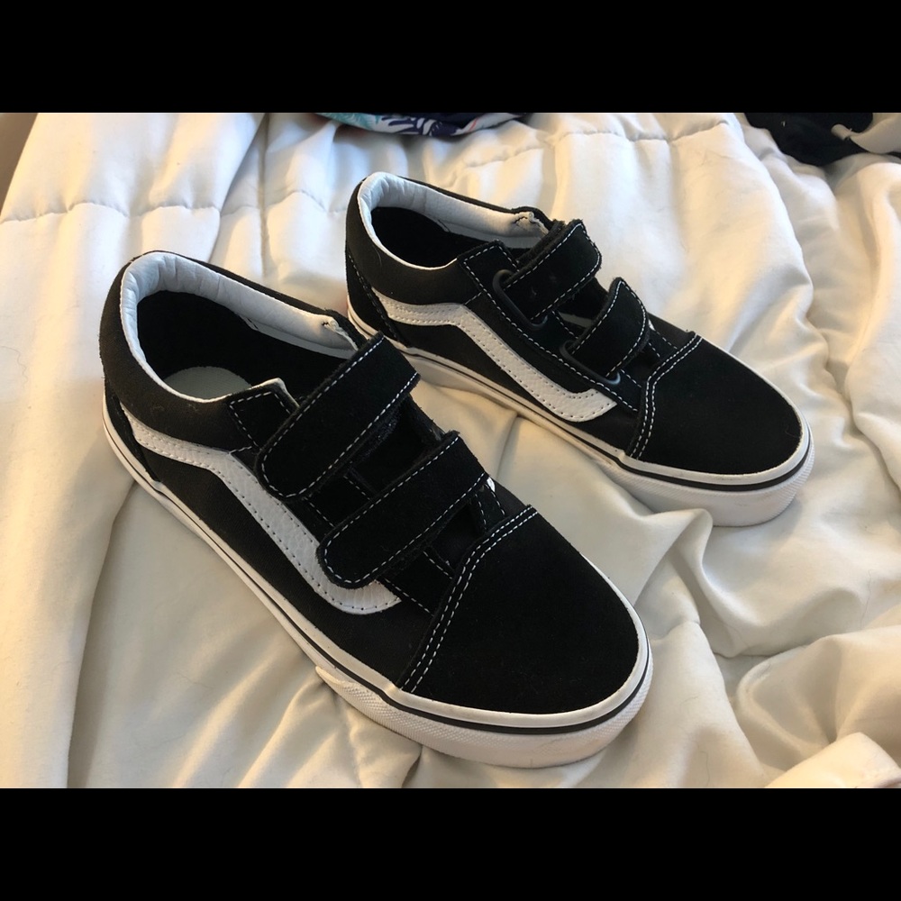 Vans - kids old school v size 1.5 with box